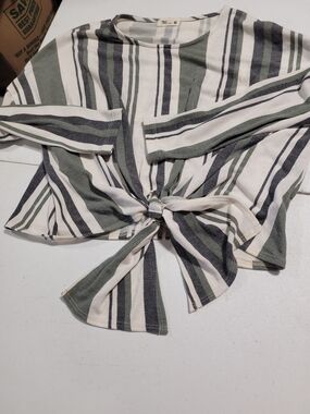 Tie-Front Striped Crop Top - Olive/White